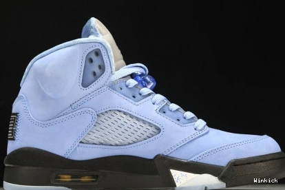 DV1310-401 “UNC” 5 Jordan Air 1216